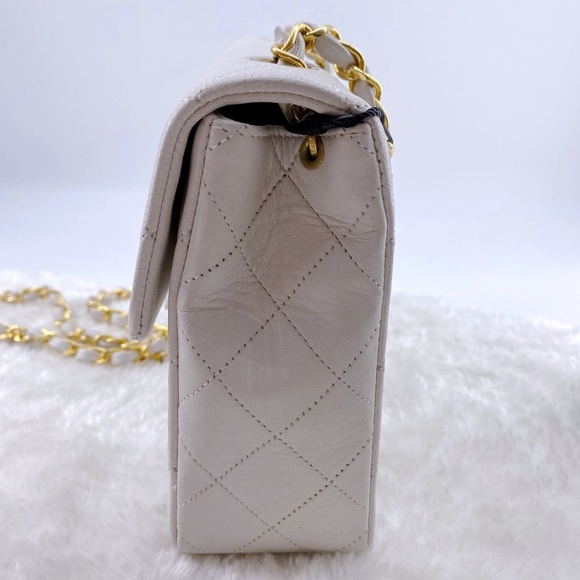 Chanel Pure White Mini Flap Bag - Picture 12 of 16